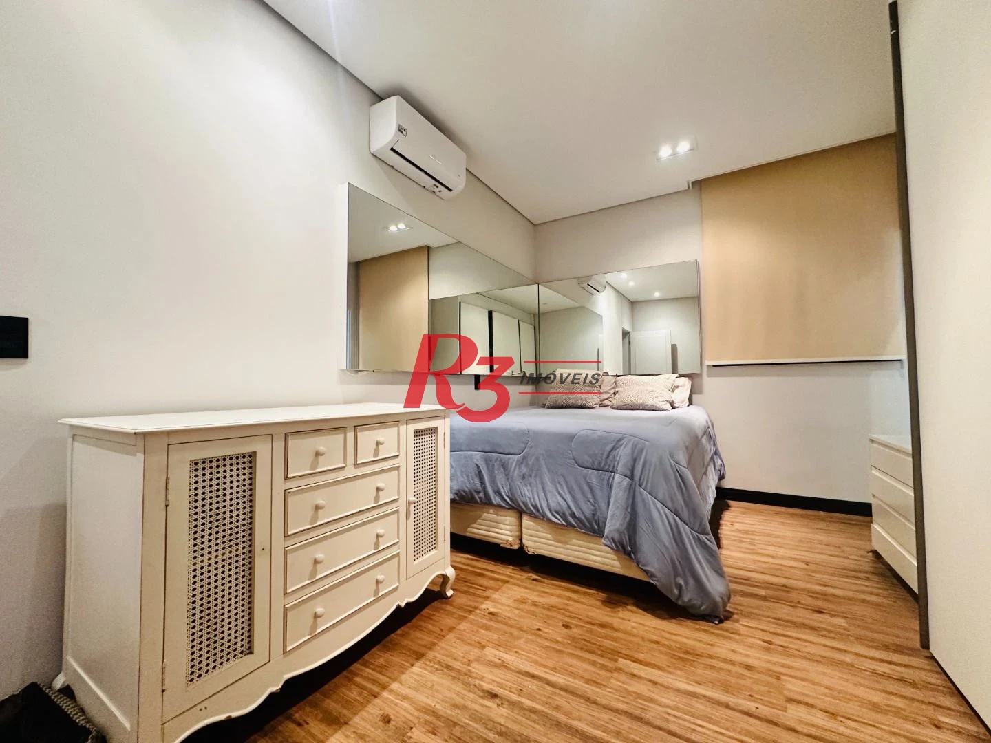 Cobertura com 4 suítes à venda na Vila Rica, 440 m² por R$ 8.000.000 - Santos/SP