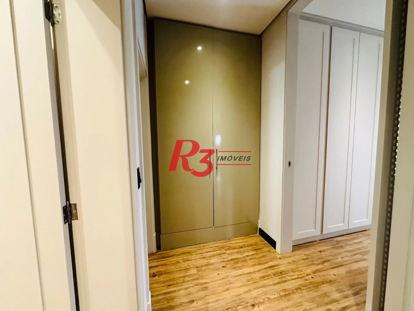 Cobertura com 4 suítes à venda na Vila Rica, 440 m² por R$ 8.000.000 - Santos/SP