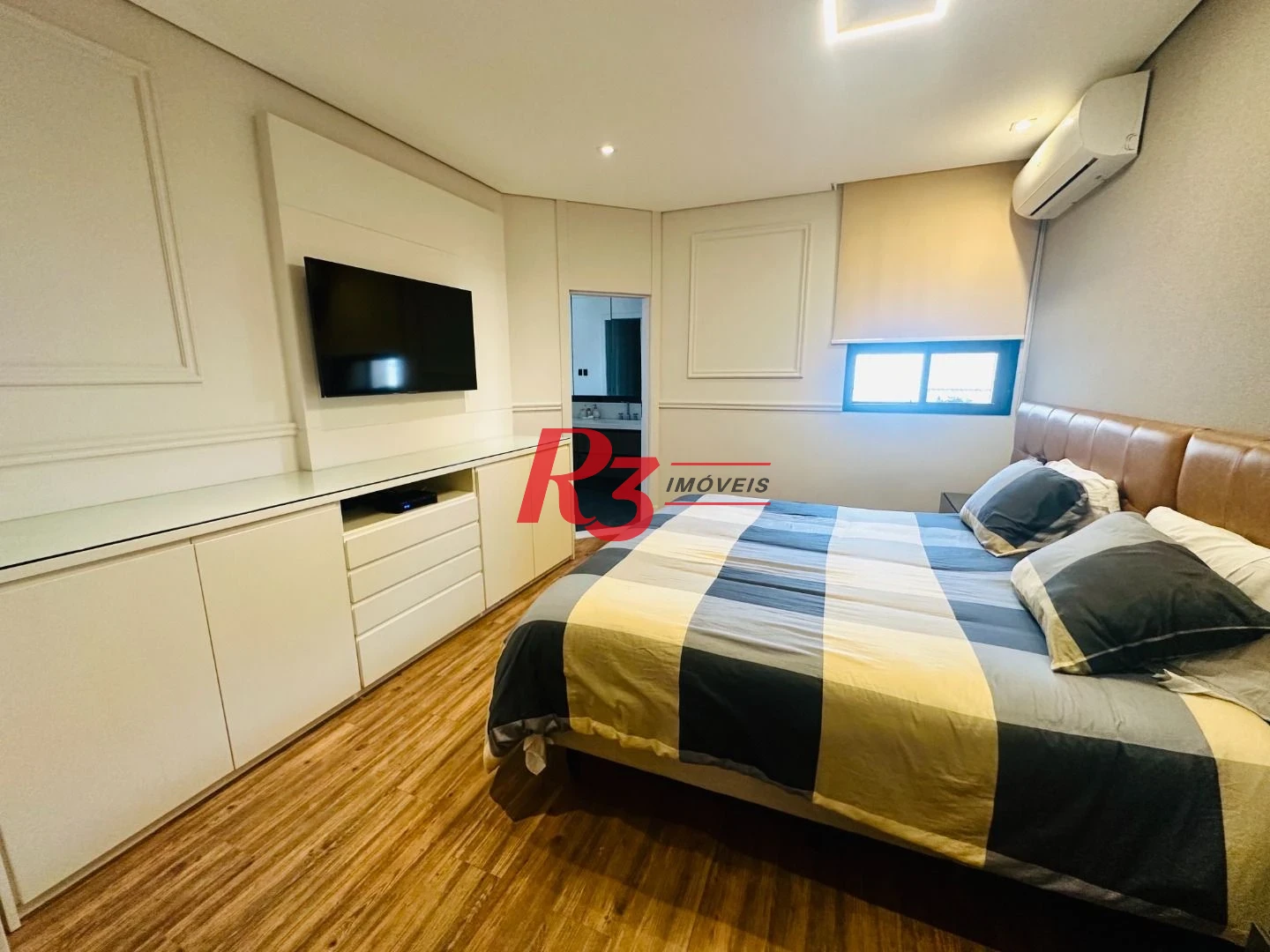 Cobertura com 4 suítes à venda na Vila Rica, 440 m² por R$ 8.000.000 - Santos/SP
