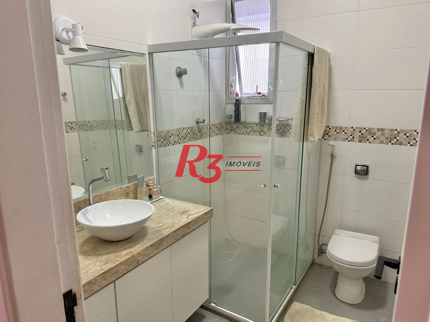 Casa com 3 dormitórios à venda, 100 m² por R$ 600.000,00 - Embaré - Santos/SP