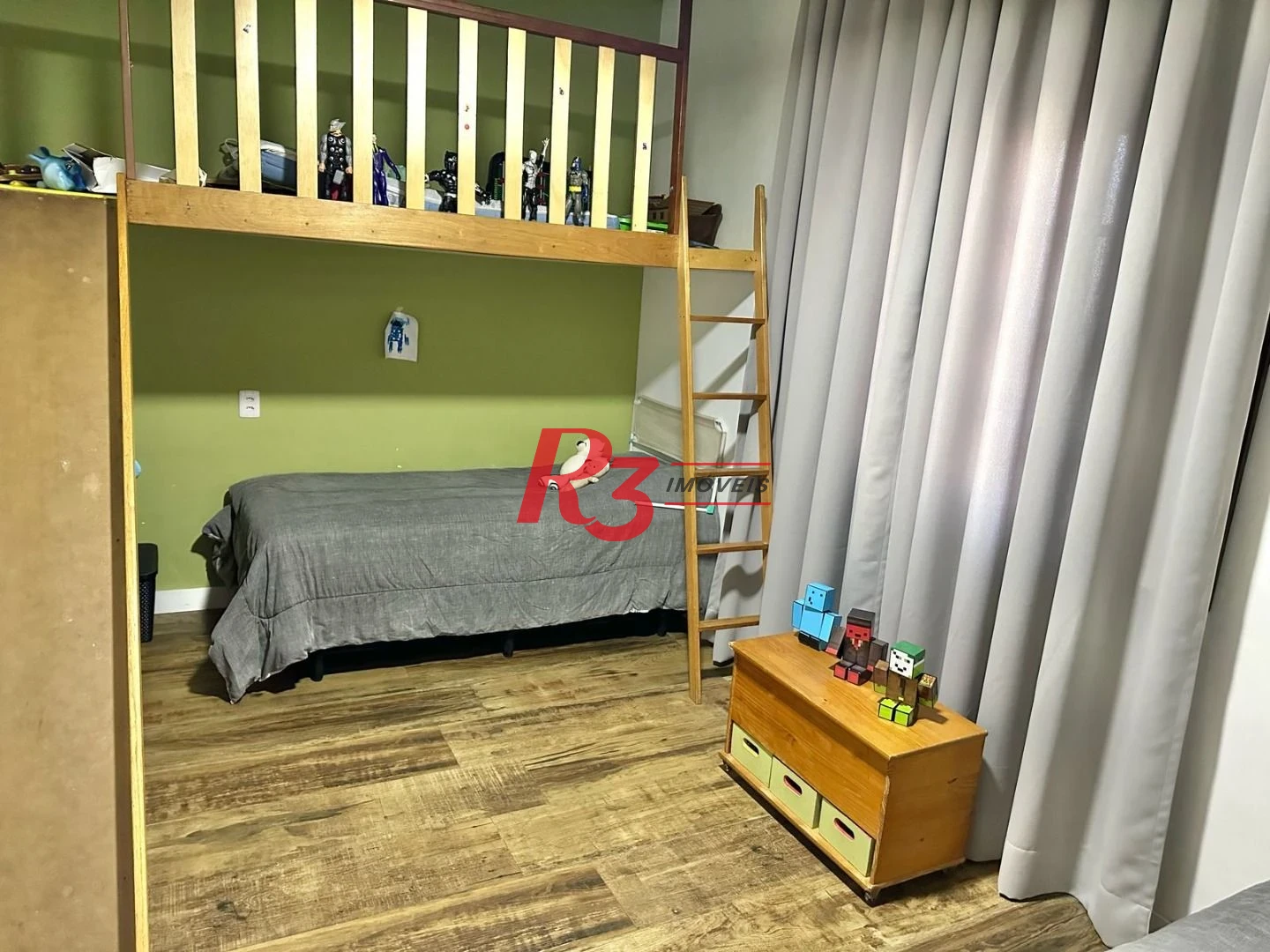 Casa com 3 dormitórios à venda, 100 m² por R$ 600.000,00 - Embaré - Santos/SP