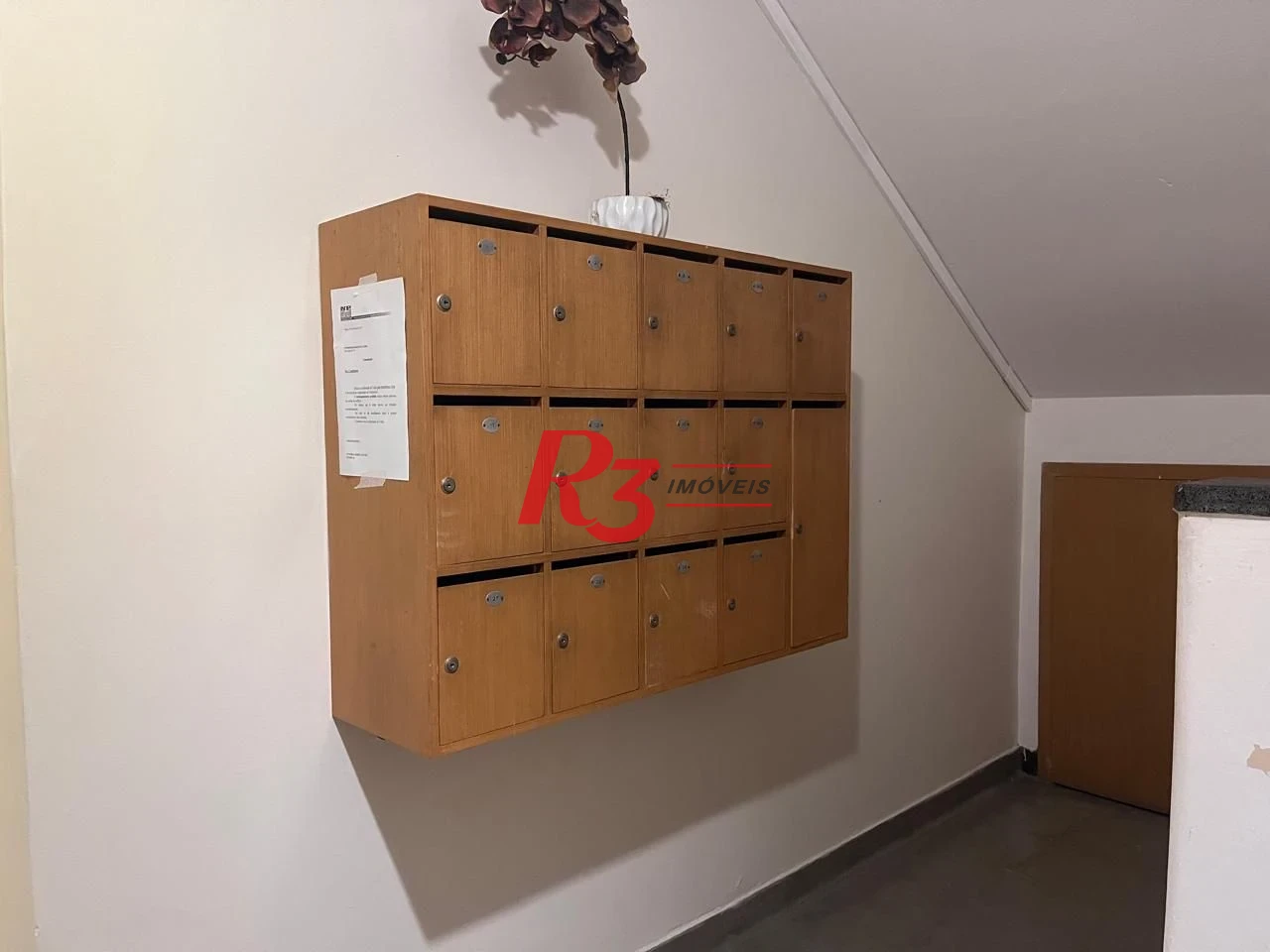 Apartamento com 3 dormitórios à venda, 117 m² por R$ 690.000,00 - Gonzaga - Santos/SP