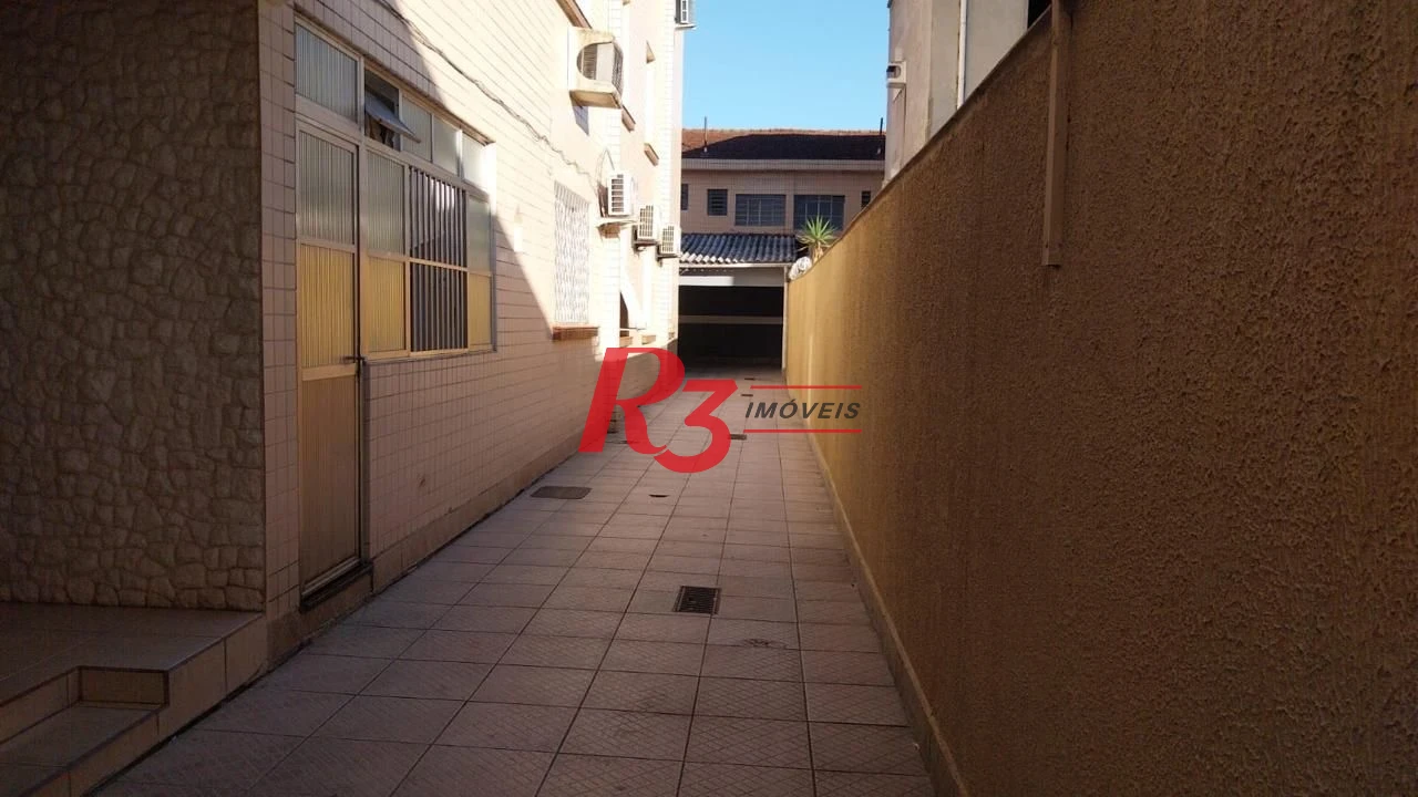 Apartamento com 3 dormitórios à venda, 117 m² por R$ 690.000,00 - Gonzaga - Santos/SP
