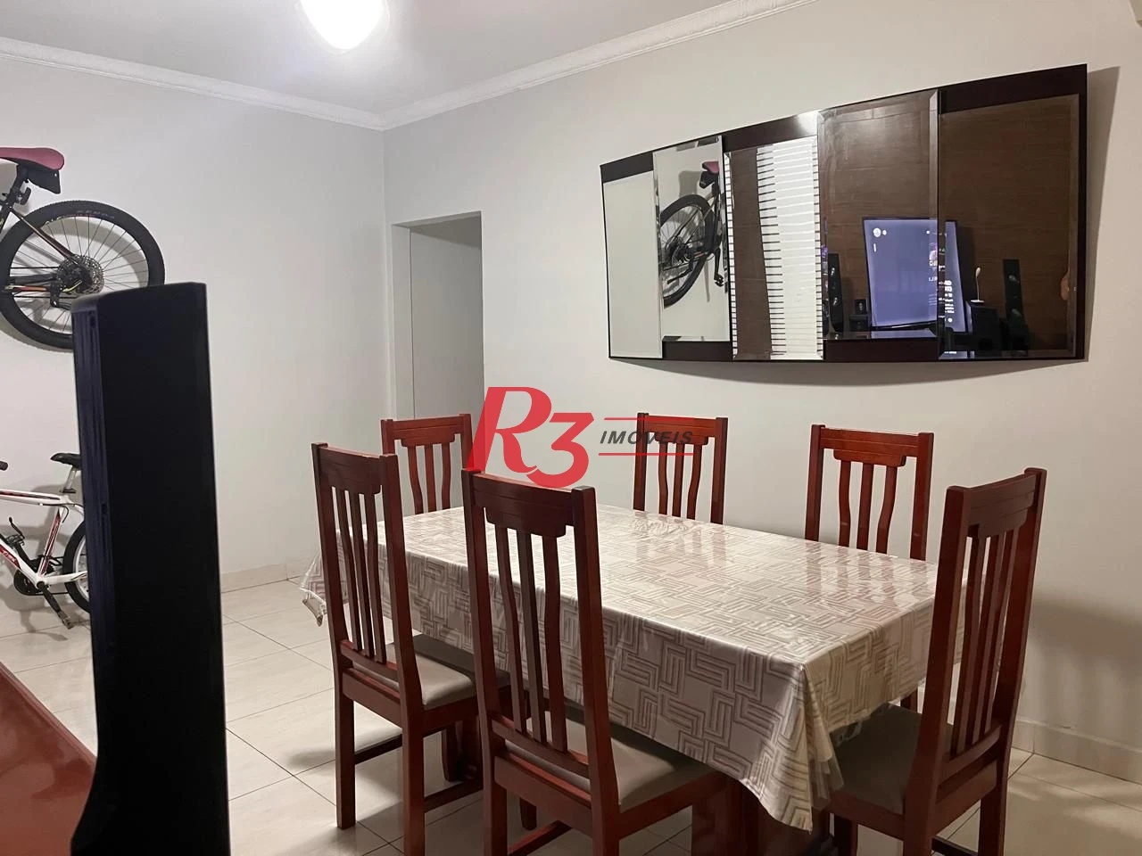Apartamento com 3 dormitórios à venda, 117 m² por R$ 690.000,00 - Gonzaga - Santos/SP