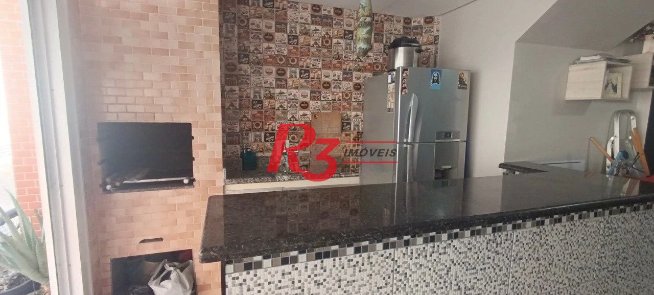 Village com 2 dormitórios à venda, 104 m² por R$ 590.000,00 - Vila Mathias - Santos/SP