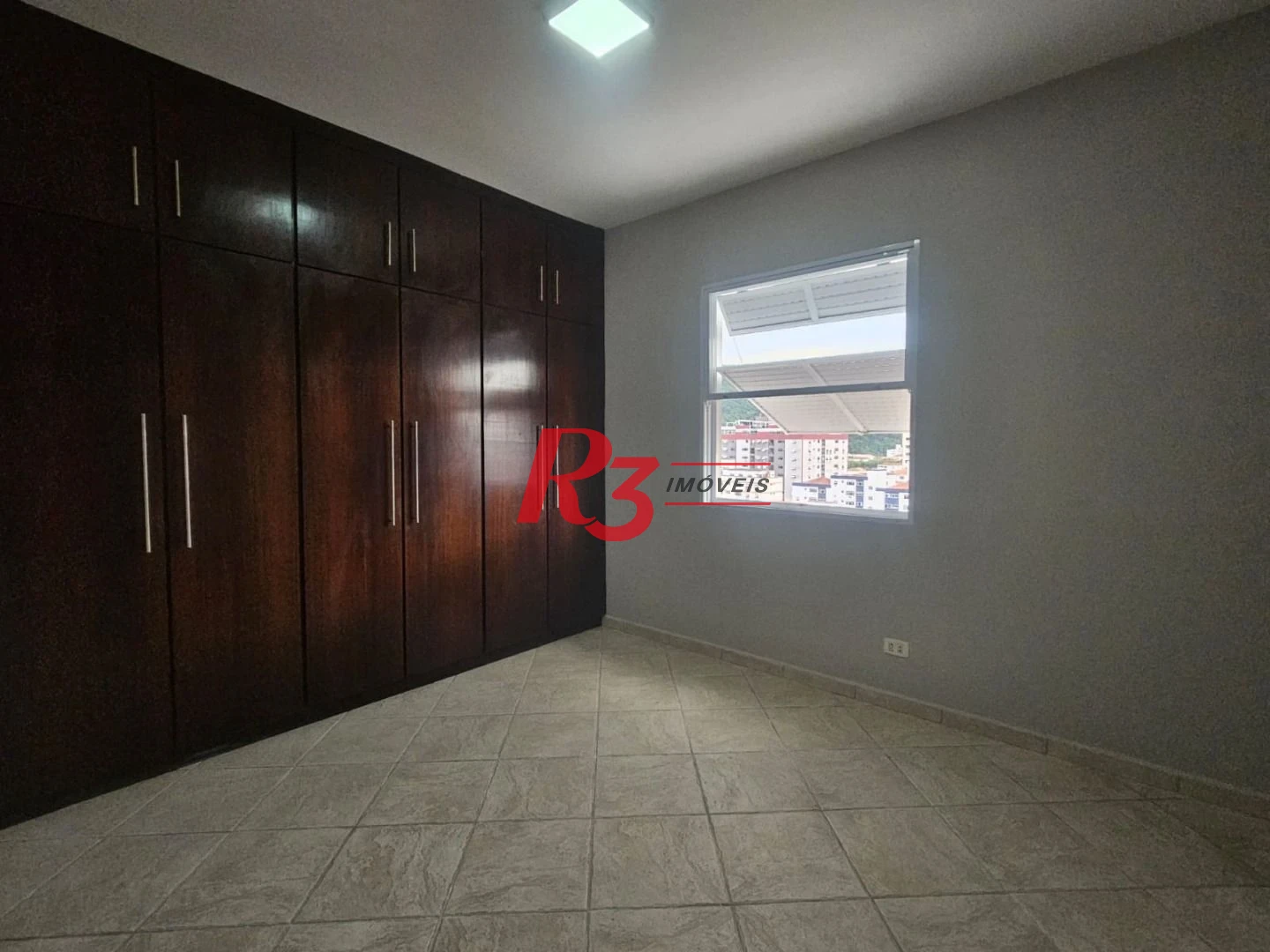 Apartamento á venda 2 dormitórios 1Vg Lazer  Campo Grande