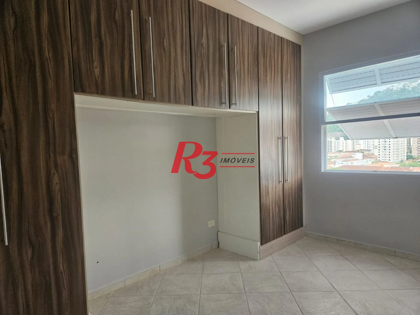 Apartamento á venda 2 dormitórios 1Vg Lazer  Campo Grande