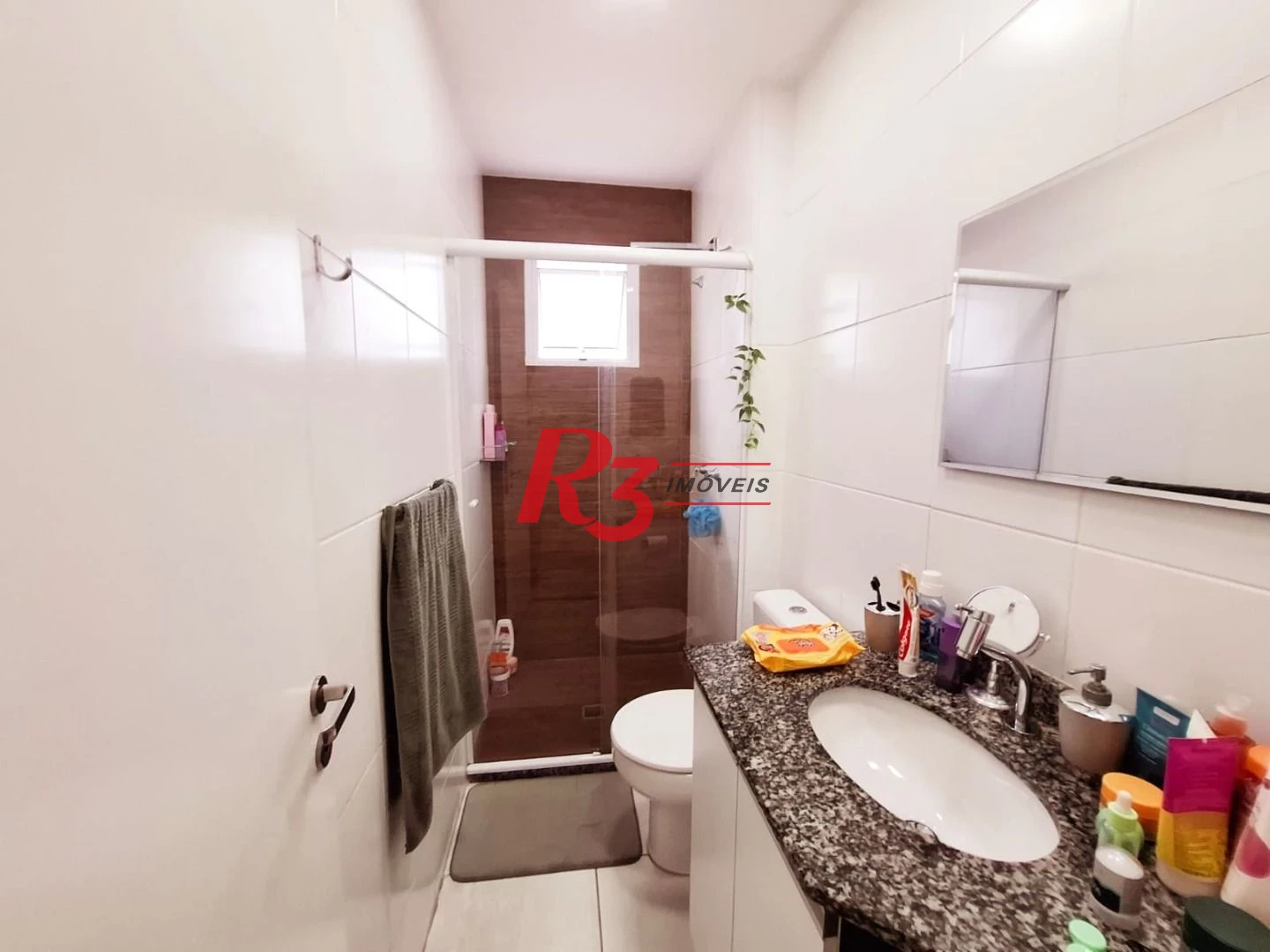 Apartamento com 2 dormitórios à venda, 64 m² por R$ 640.000,00 - Estuário - Santos/SP