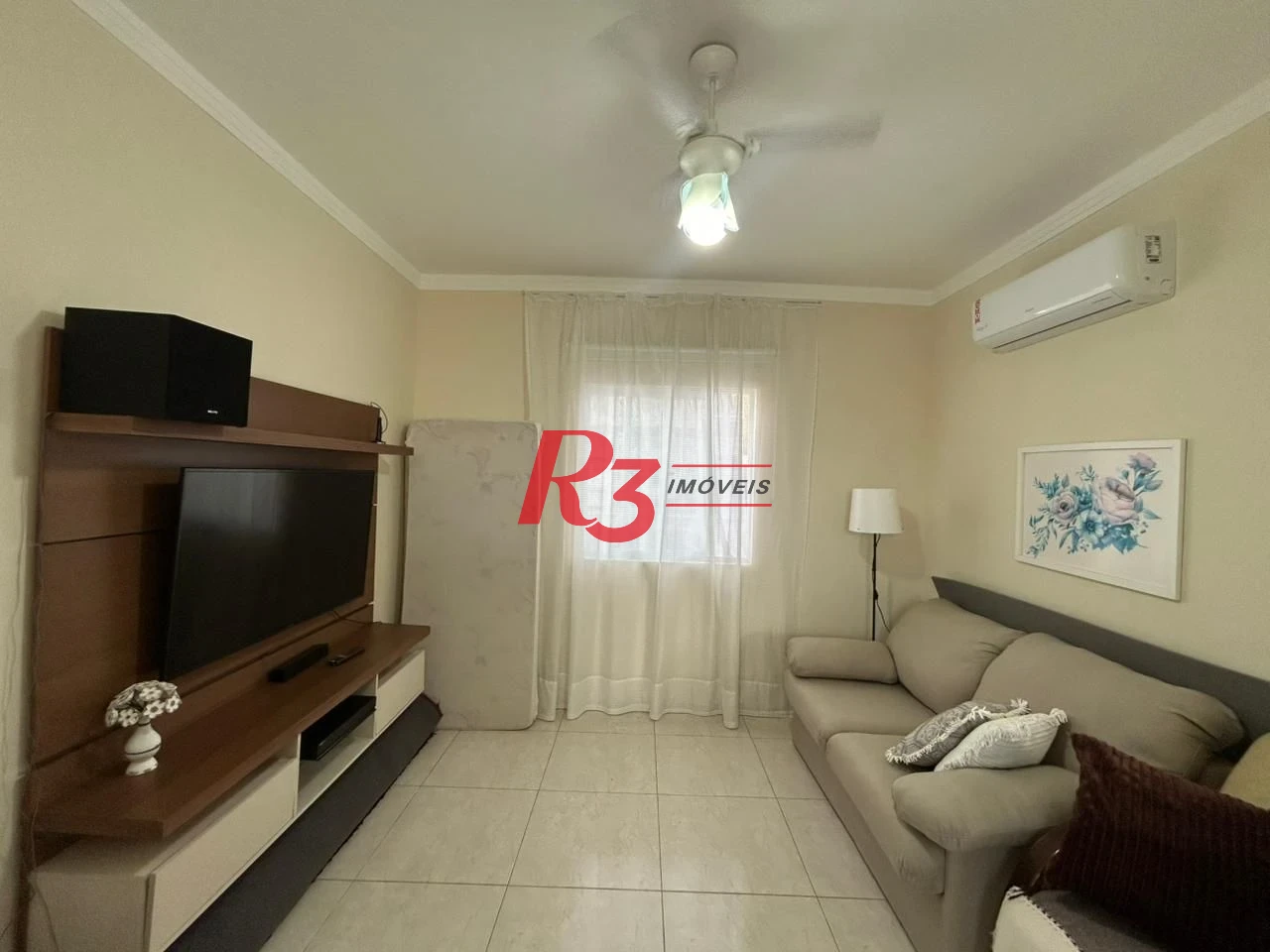 CASA 3 DORMITÓRIOS EM SANTOS