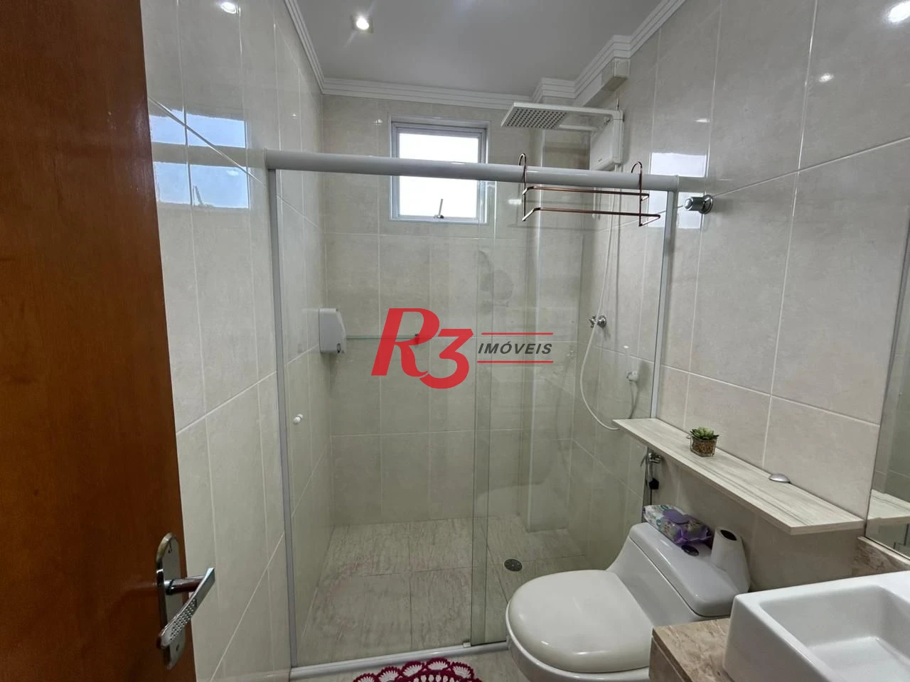 CASA 3 DORMITÓRIOS EM SANTOS