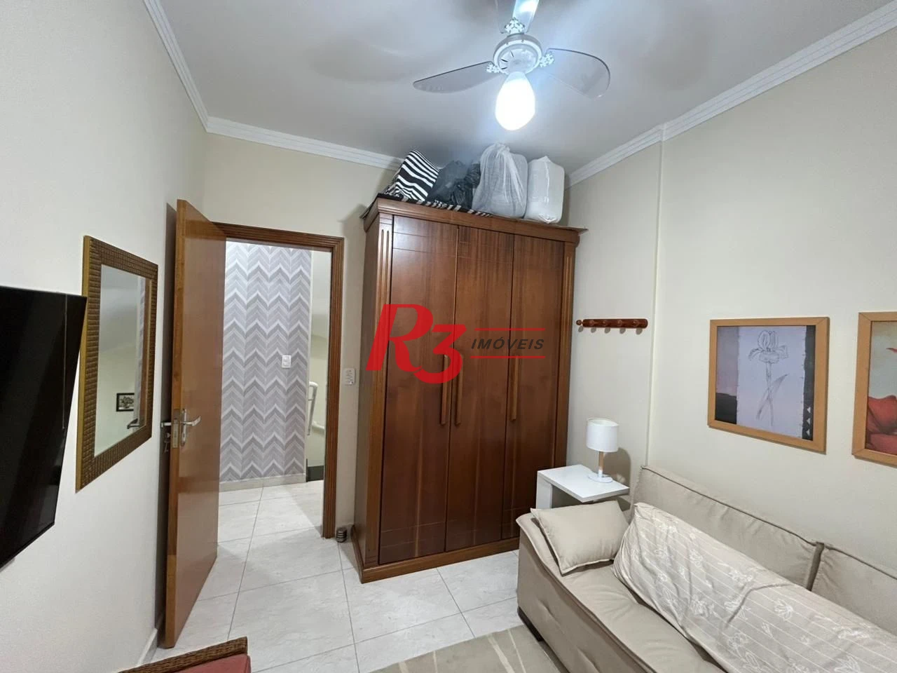 CASA 3 DORMITÓRIOS EM SANTOS