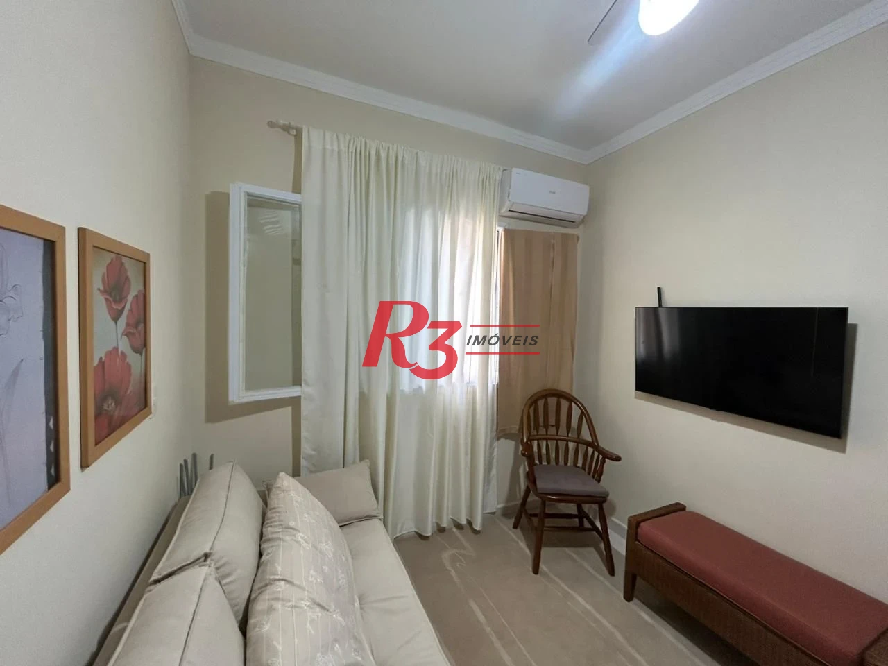 CASA 3 DORMITÓRIOS EM SANTOS
