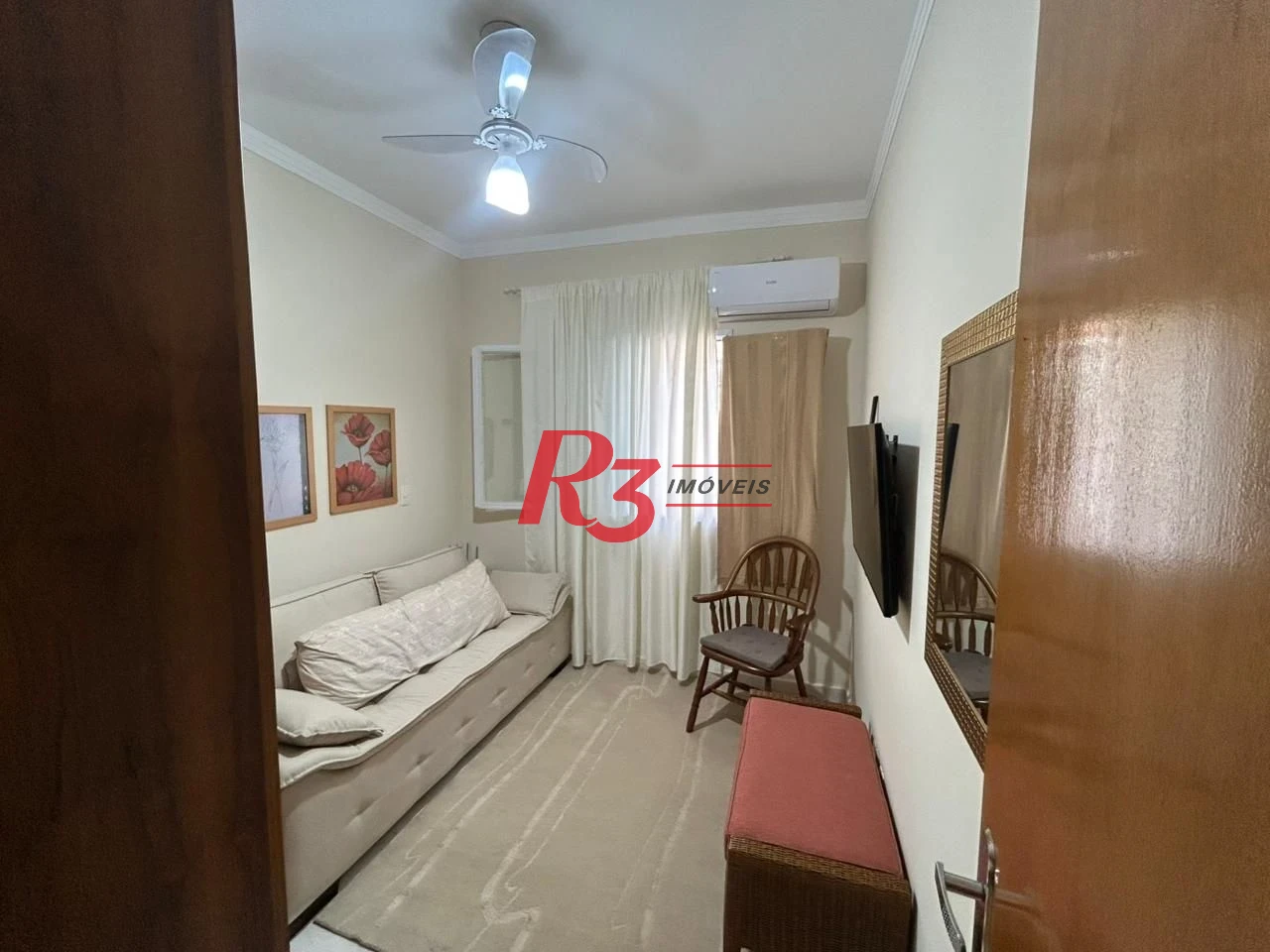 CASA 3 DORMITÓRIOS EM SANTOS