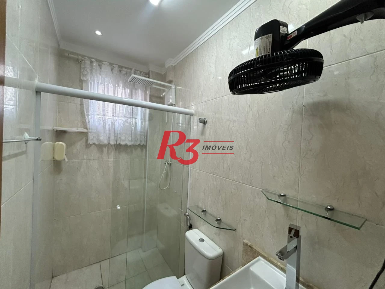 CASA 3 DORMITÓRIOS EM SANTOS