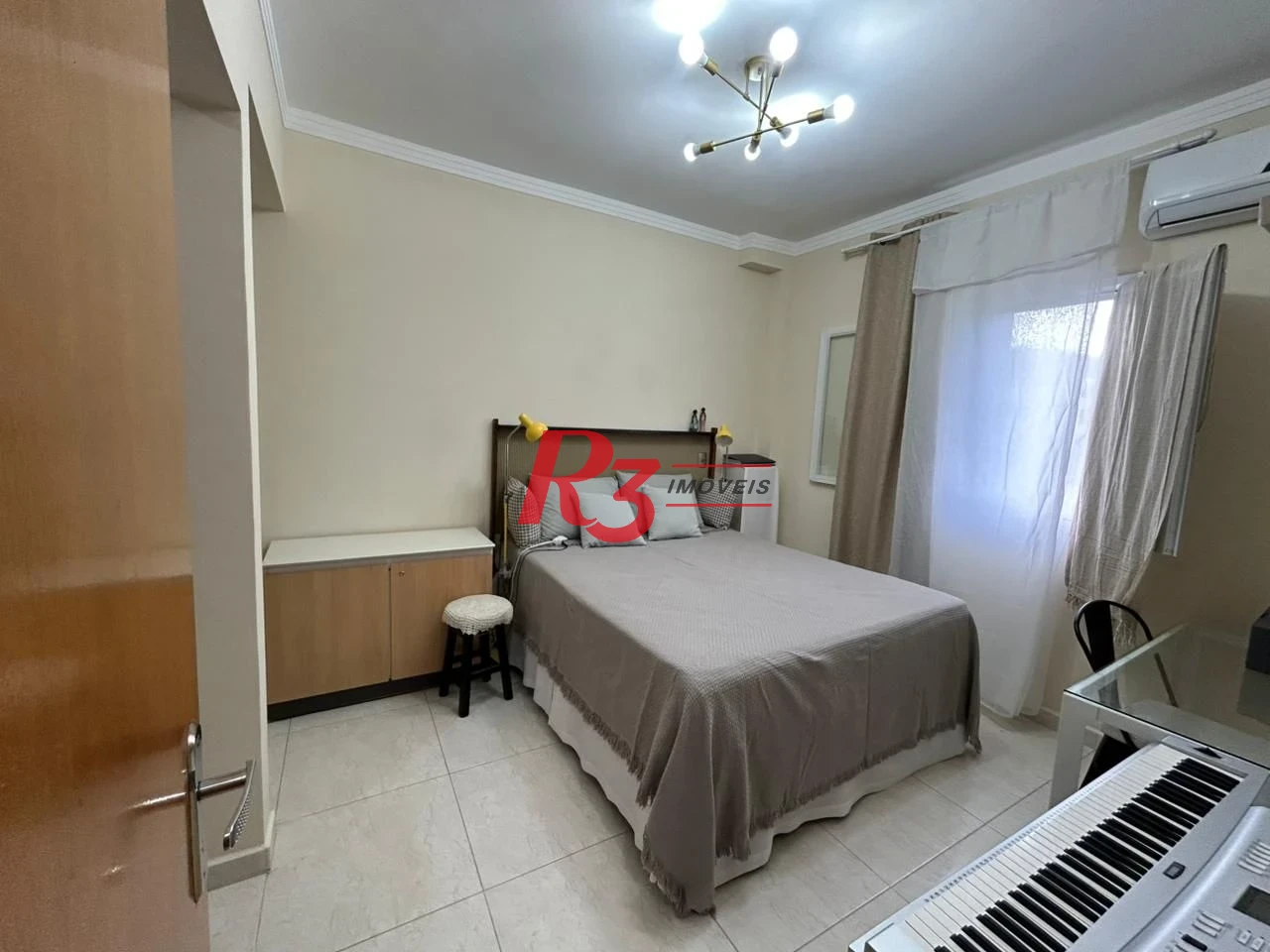 CASA 3 DORMITÓRIOS EM SANTOS