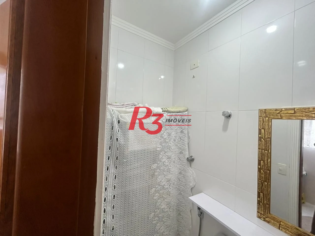 CASA 3 DORMITÓRIOS EM SANTOS
