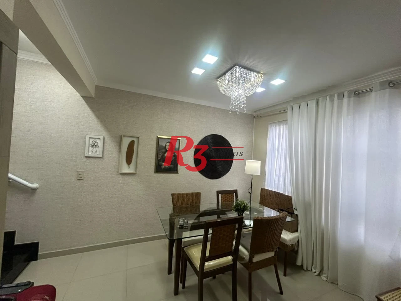 CASA 3 DORMITÓRIOS EM SANTOS