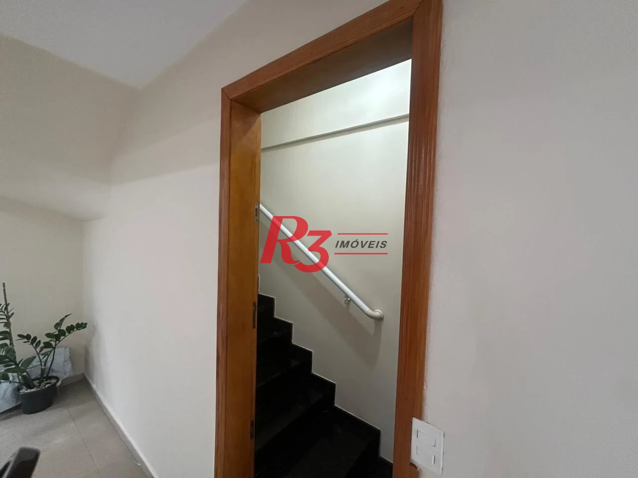 CASA 3 DORMITÓRIOS EM SANTOS
