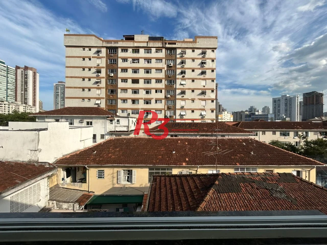 CASA 3 DORMITÓRIOS EM SANTOS
