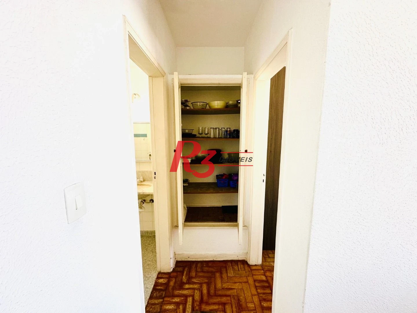 Apartamento com 1 dormitório para alugar, 44 m² por R$ 3.000,02/mês - Pompéia - Santos/SP