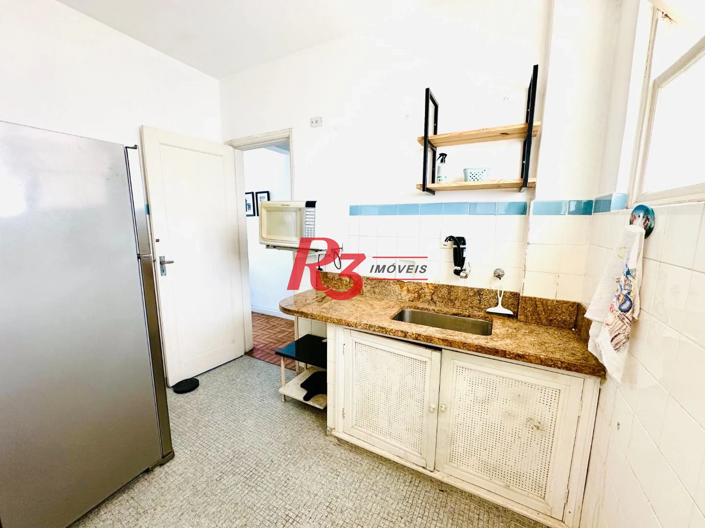 Apartamento com 1 dormitório para alugar, 44 m² por R$ 3.000,02/mês - Pompéia - Santos/SP