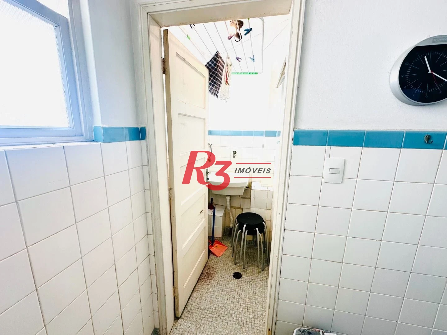 Apartamento com 1 dormitório para alugar, 44 m² por R$ 3.000,02/mês - Pompéia - Santos/SP