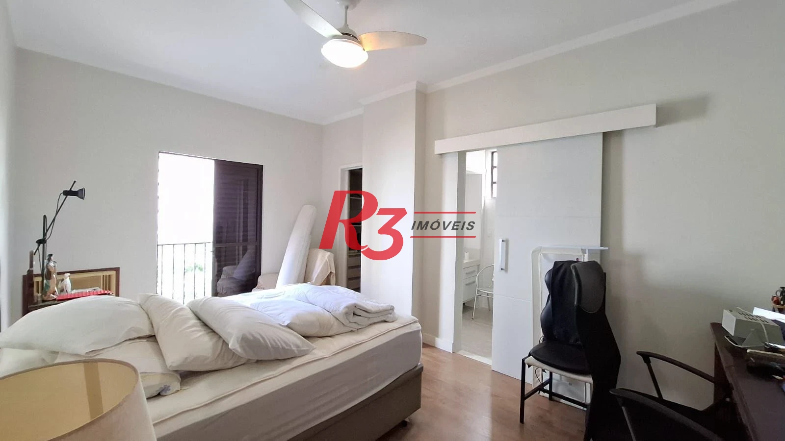 Apartamento com 3 dormitórios à venda, 150 m² por R$ 1.280.000,00 - Gonzaga - Santos/SP