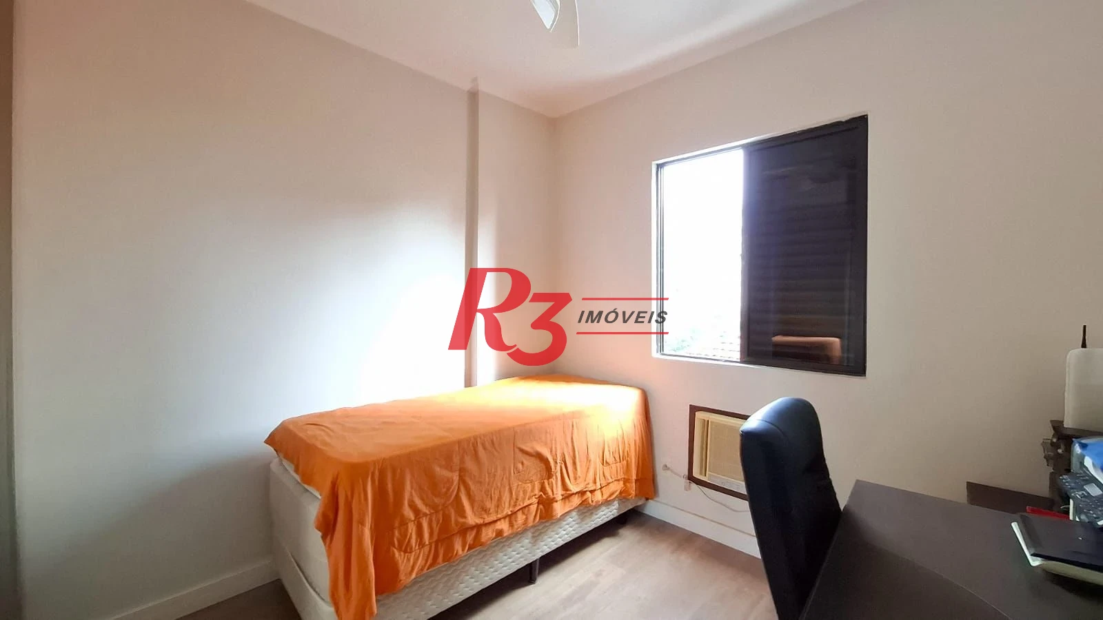 Apartamento com 3 dormitórios à venda, 150 m² por R$ 1.280.000,00 - Gonzaga - Santos/SP