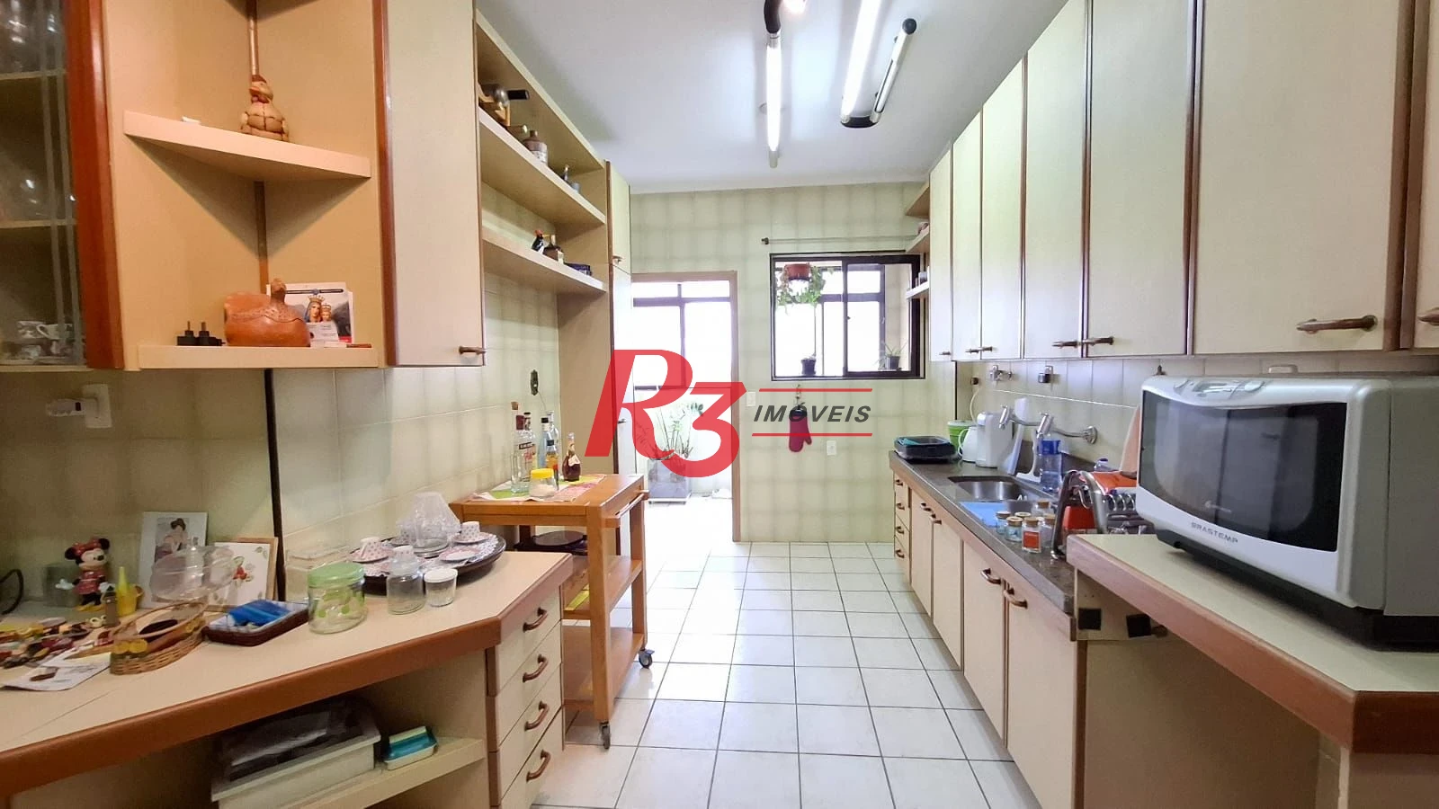 Apartamento com 3 dormitórios à venda, 150 m² por R$ 1.280.000,00 - Gonzaga - Santos/SP