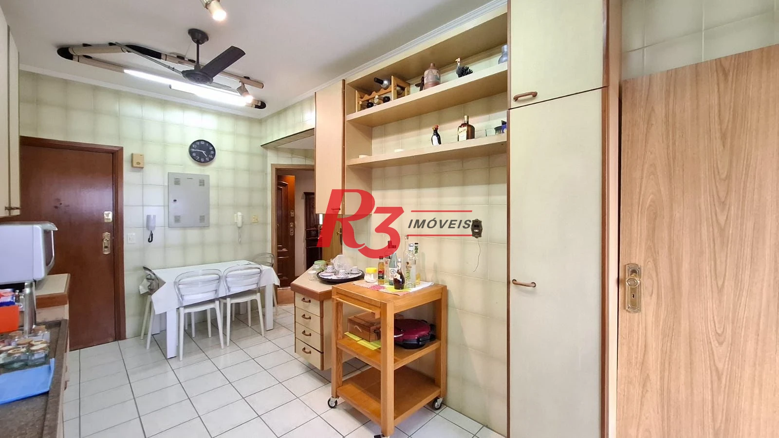Apartamento com 3 dormitórios à venda, 150 m² por R$ 1.280.000,00 - Gonzaga - Santos/SP