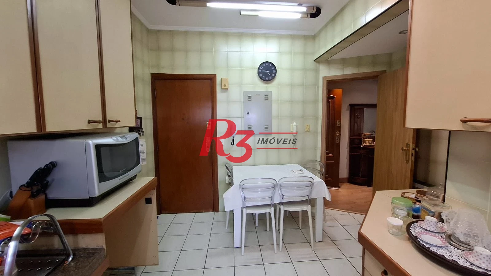 Apartamento com 3 dormitórios à venda, 150 m² por R$ 1.280.000,00 - Gonzaga - Santos/SP