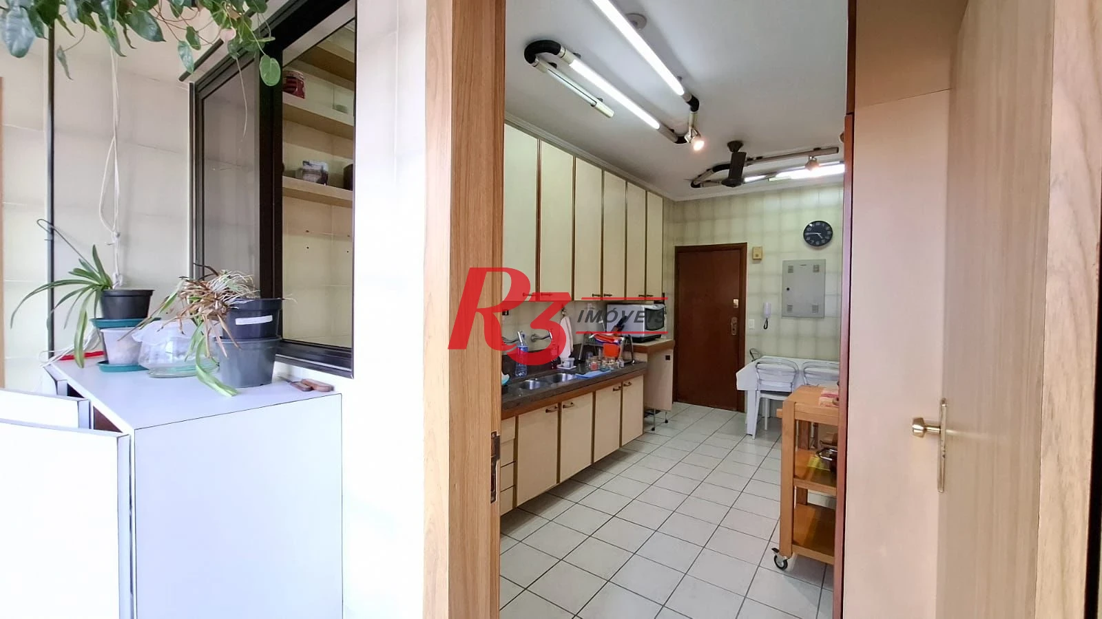 Apartamento com 3 dormitórios à venda, 150 m² por R$ 1.280.000,00 - Gonzaga - Santos/SP