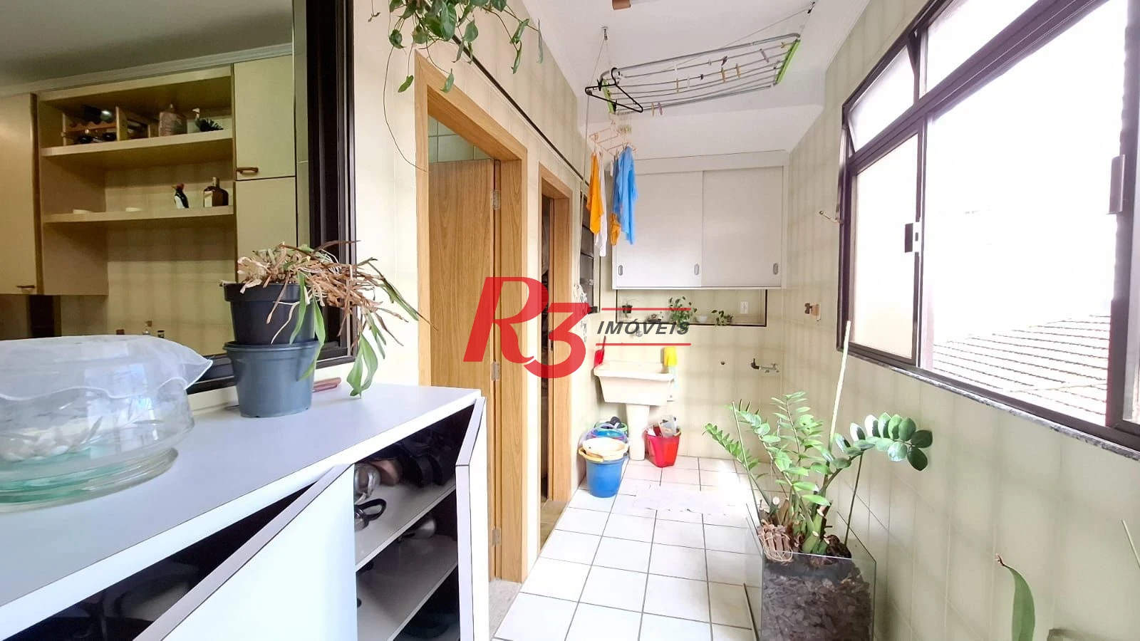 Apartamento com 3 dormitórios à venda, 150 m² por R$ 1.280.000,00 - Gonzaga - Santos/SP