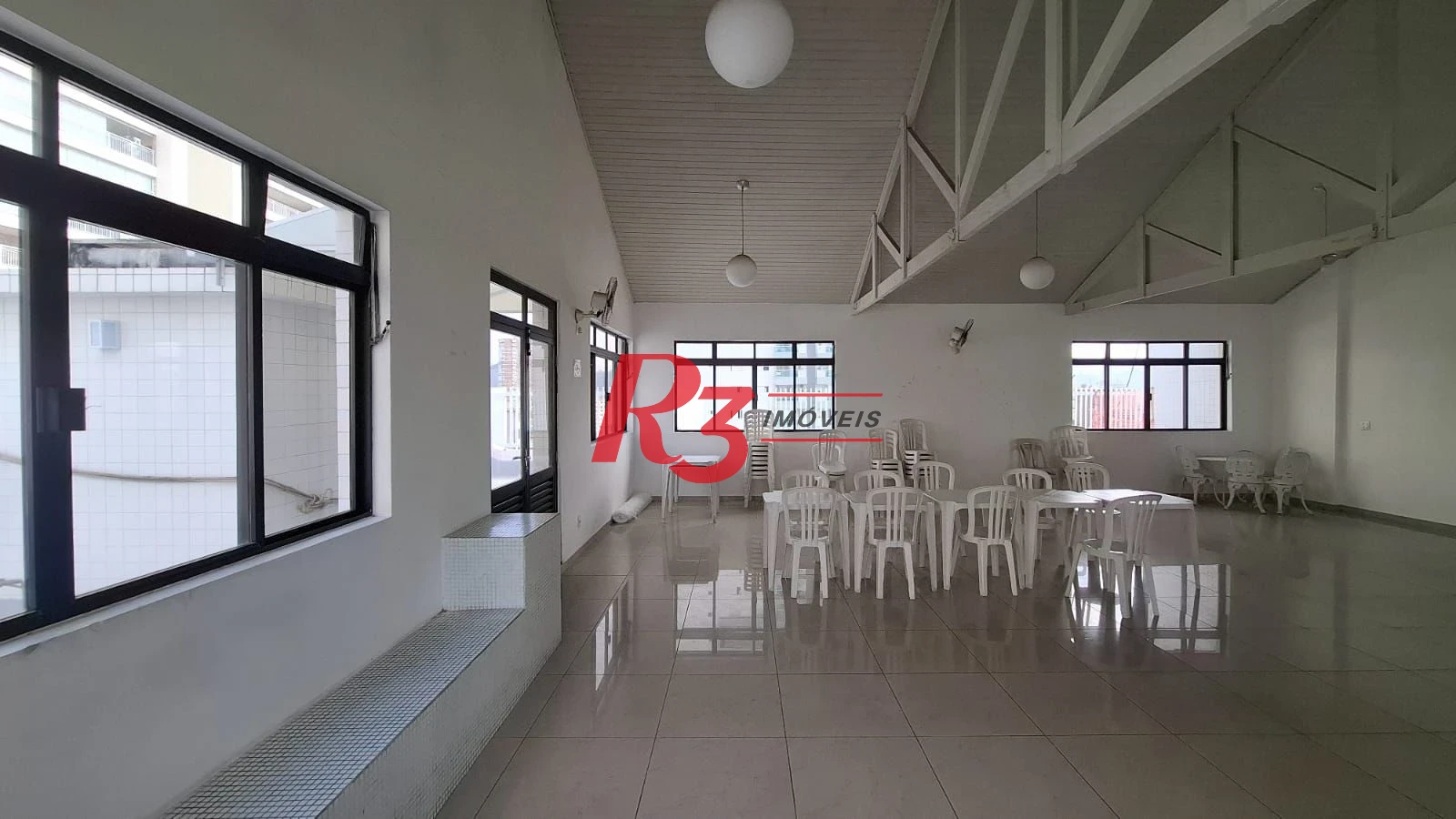 Apartamento com 3 dormitórios à venda, 150 m² por R$ 1.280.000,00 - Gonzaga - Santos/SP