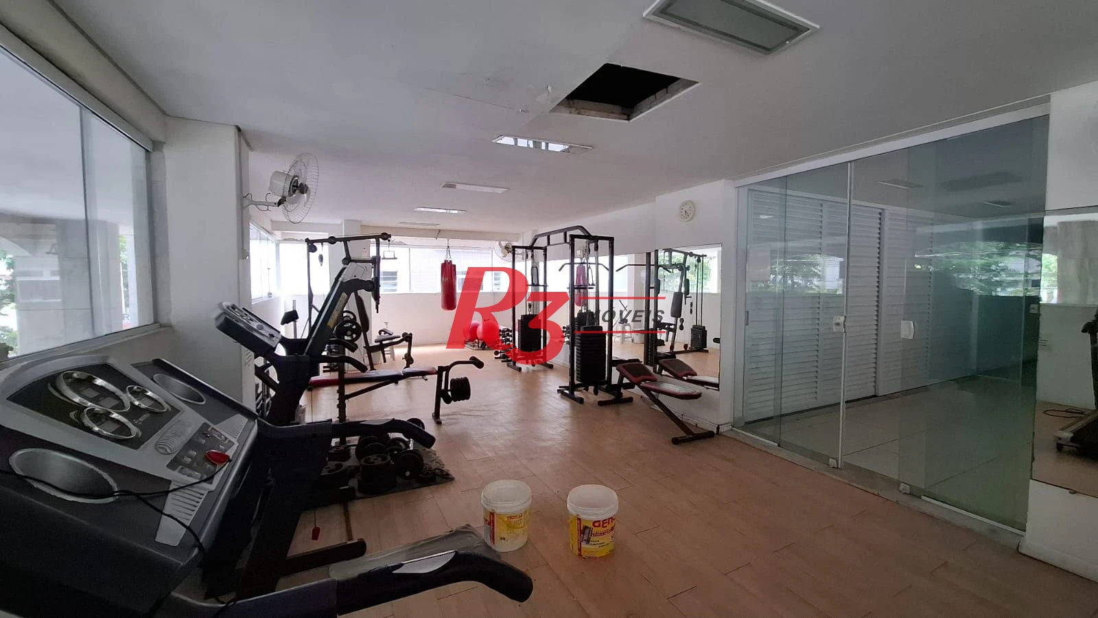 Apartamento com 3 dormitórios à venda, 150 m² por R$ 1.280.000,00 - Gonzaga - Santos/SP