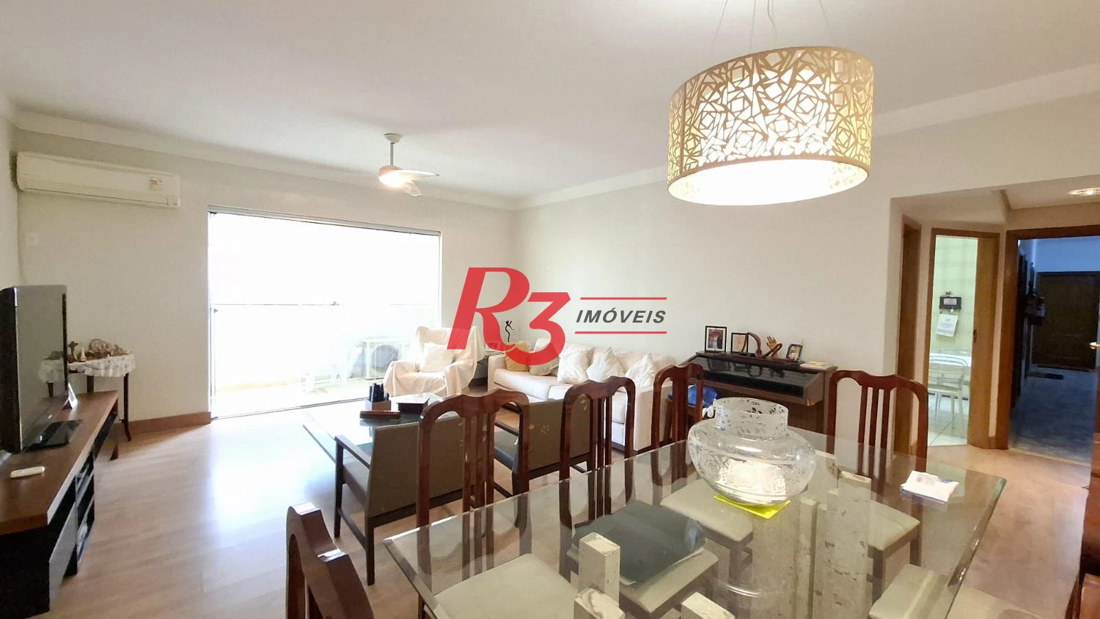 Apartamento com 3 dormitórios à venda, 150 m² por R$ 1.280.000,00 - Gonzaga - Santos/SP