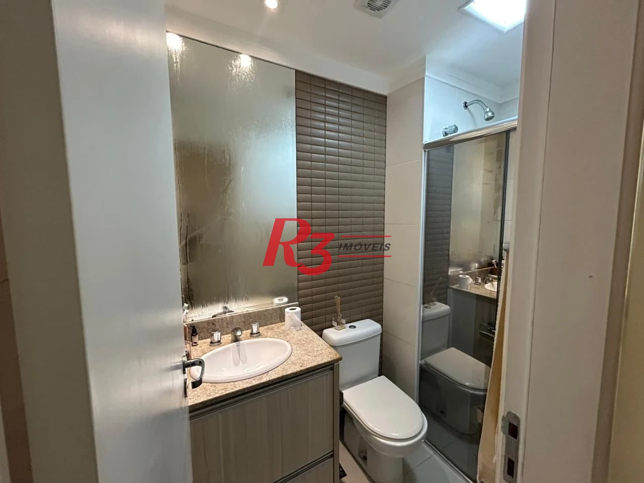 Apartamento com 2 dormitórios à venda, 70 m² por R$ 900.000,00 - Vila Belmiro - Santos/SP