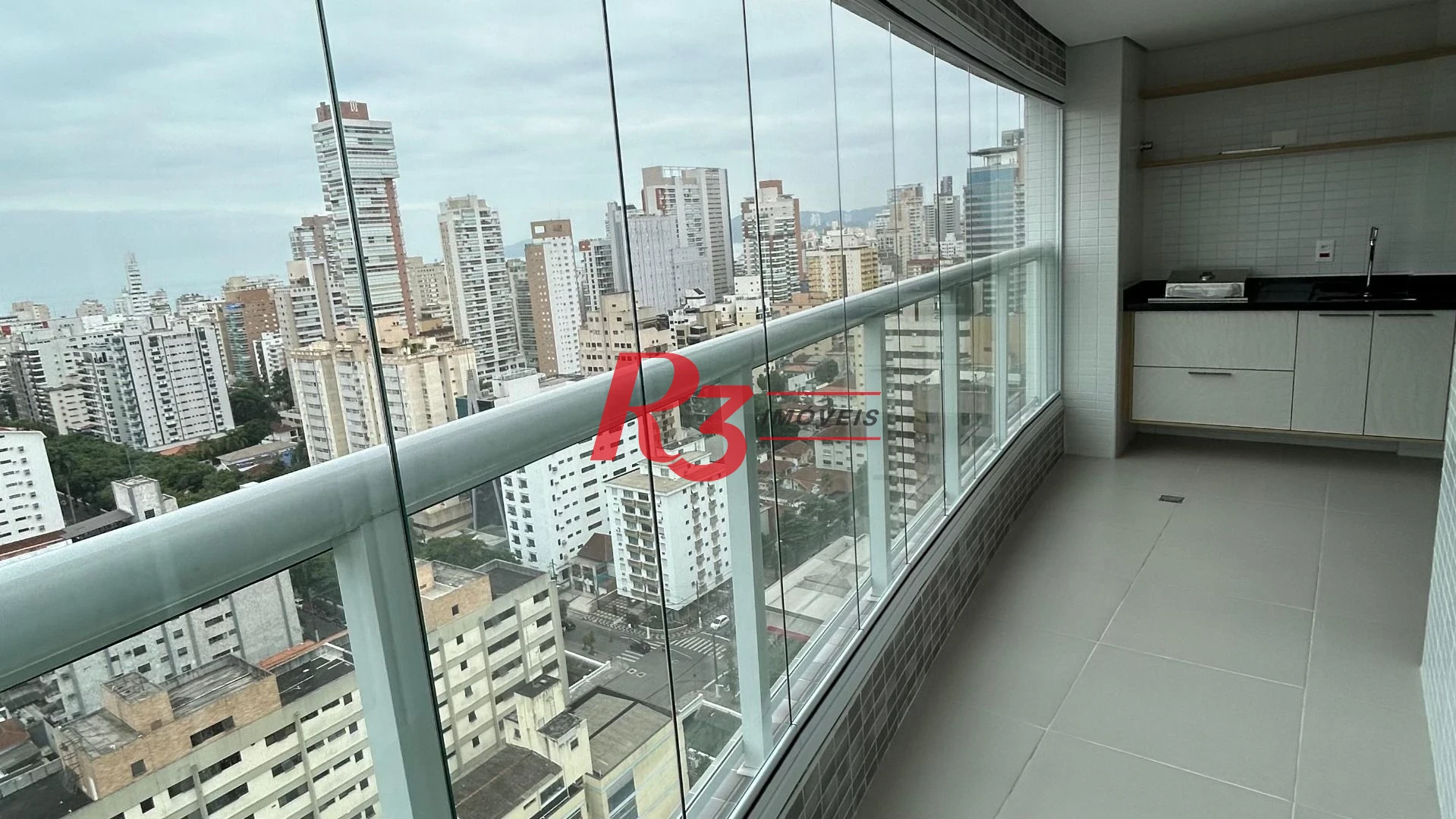 Apartamento com 2 dormitórios para alugar, 65 m² por R$ 8.000,00/mês - Vila Rica - Santos/SP