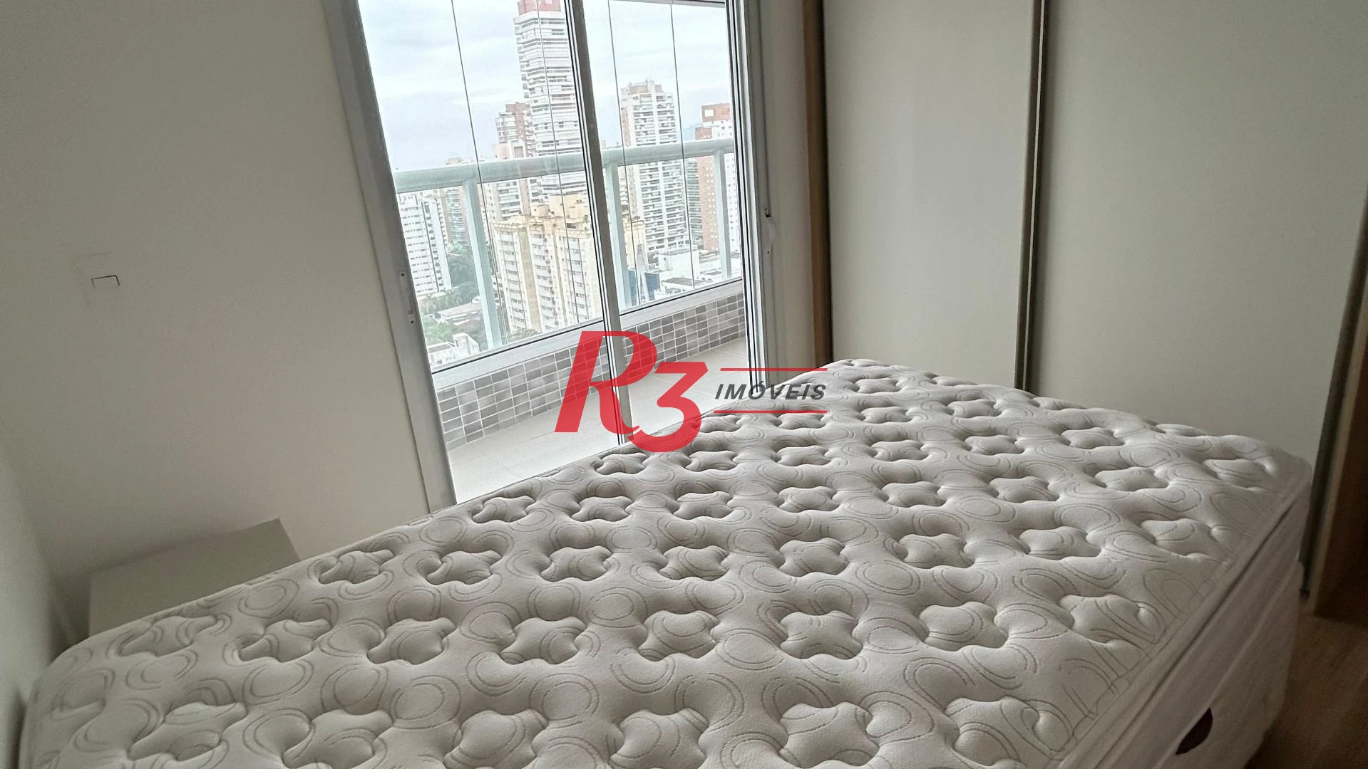 Apartamento com 2 dormitórios para alugar, 65 m² por R$ 8.000,00/mês - Vila Rica - Santos/SP