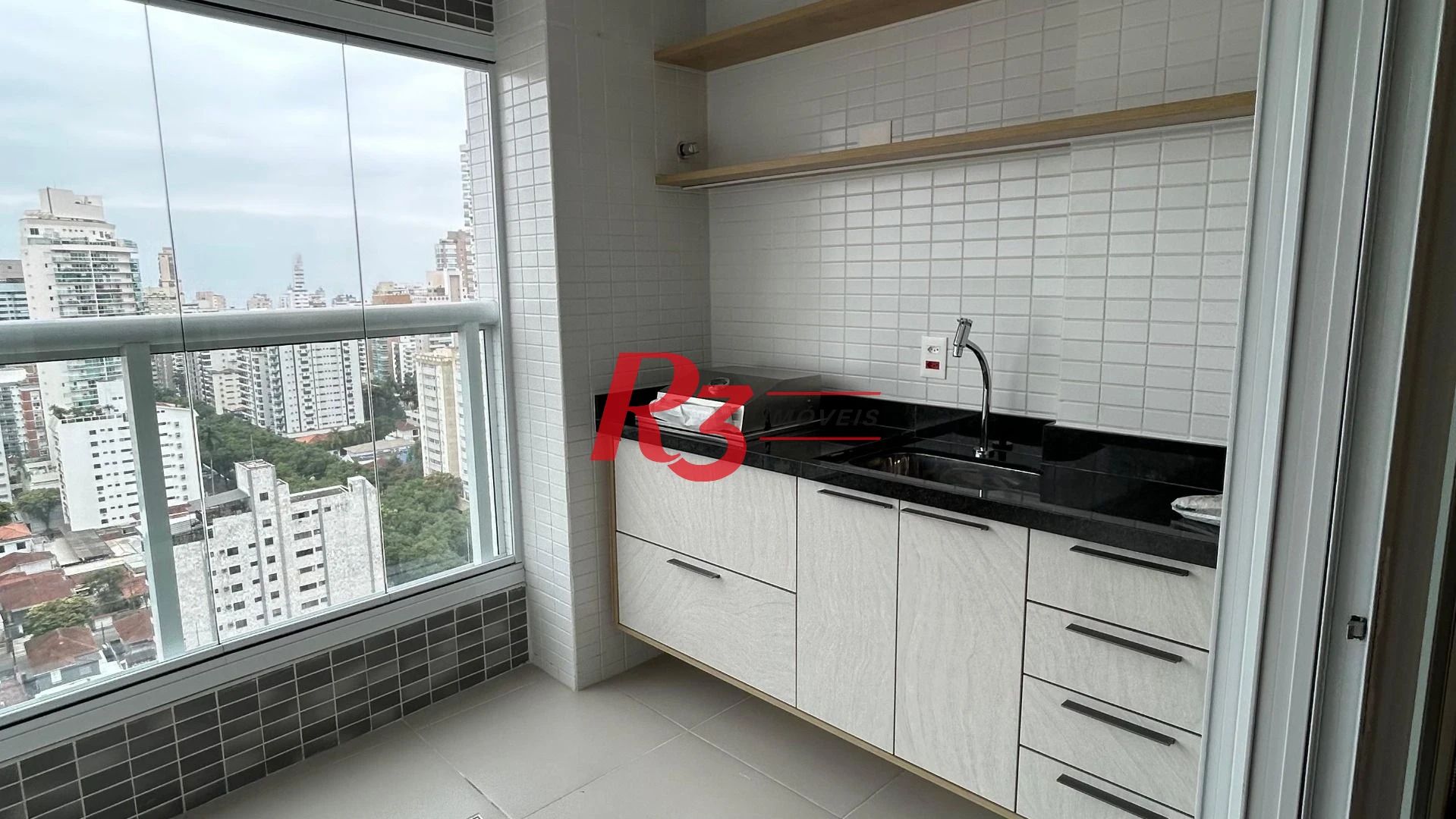 Apartamento com 2 dormitórios para alugar, 65 m² por R$ 8.000,00/mês - Vila Rica - Santos/SP