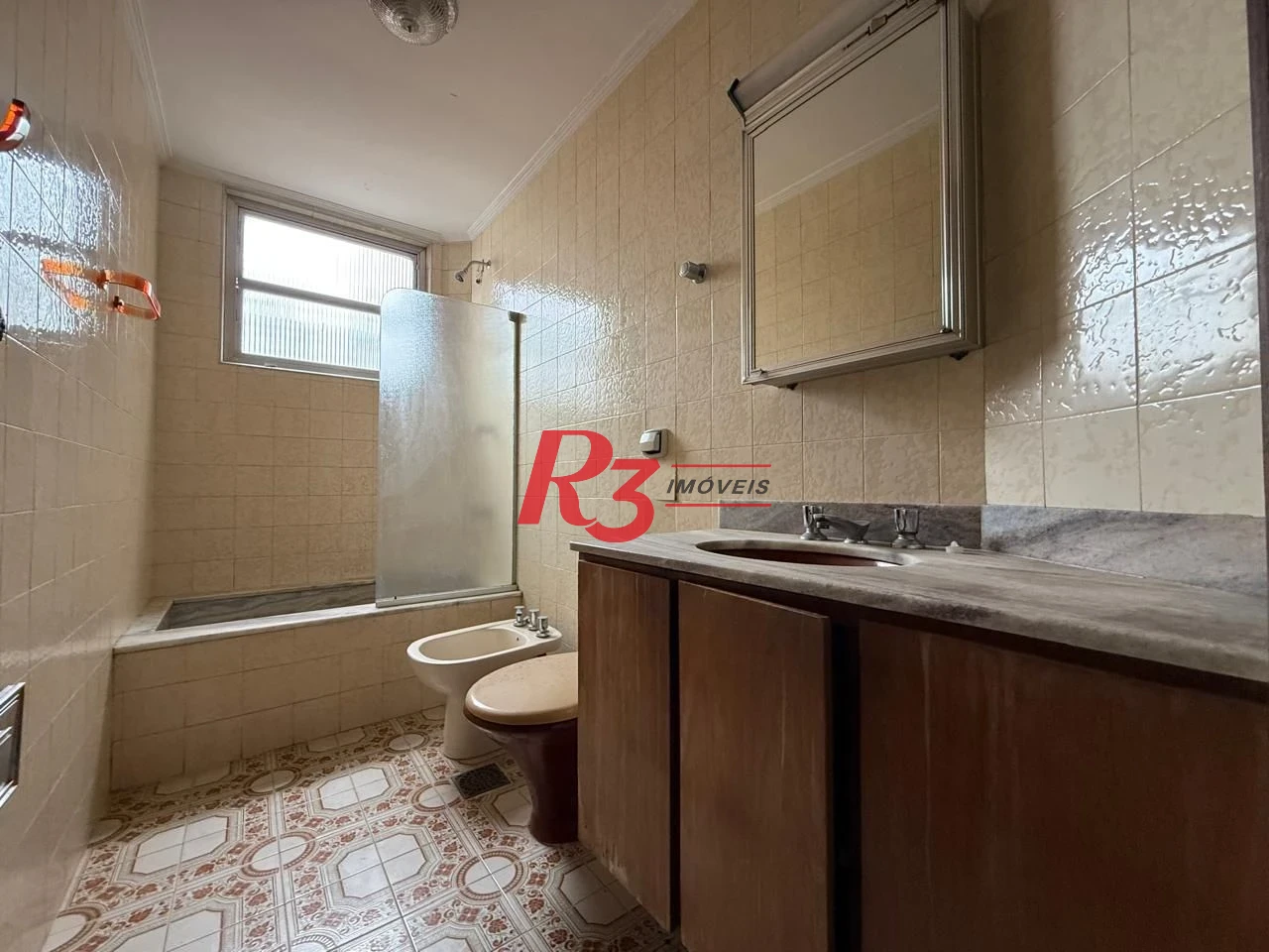 Apartamento com 3 dormitórios à venda, 126 m² por R$ 850.000,00 - Boqueirão - Santos/SP