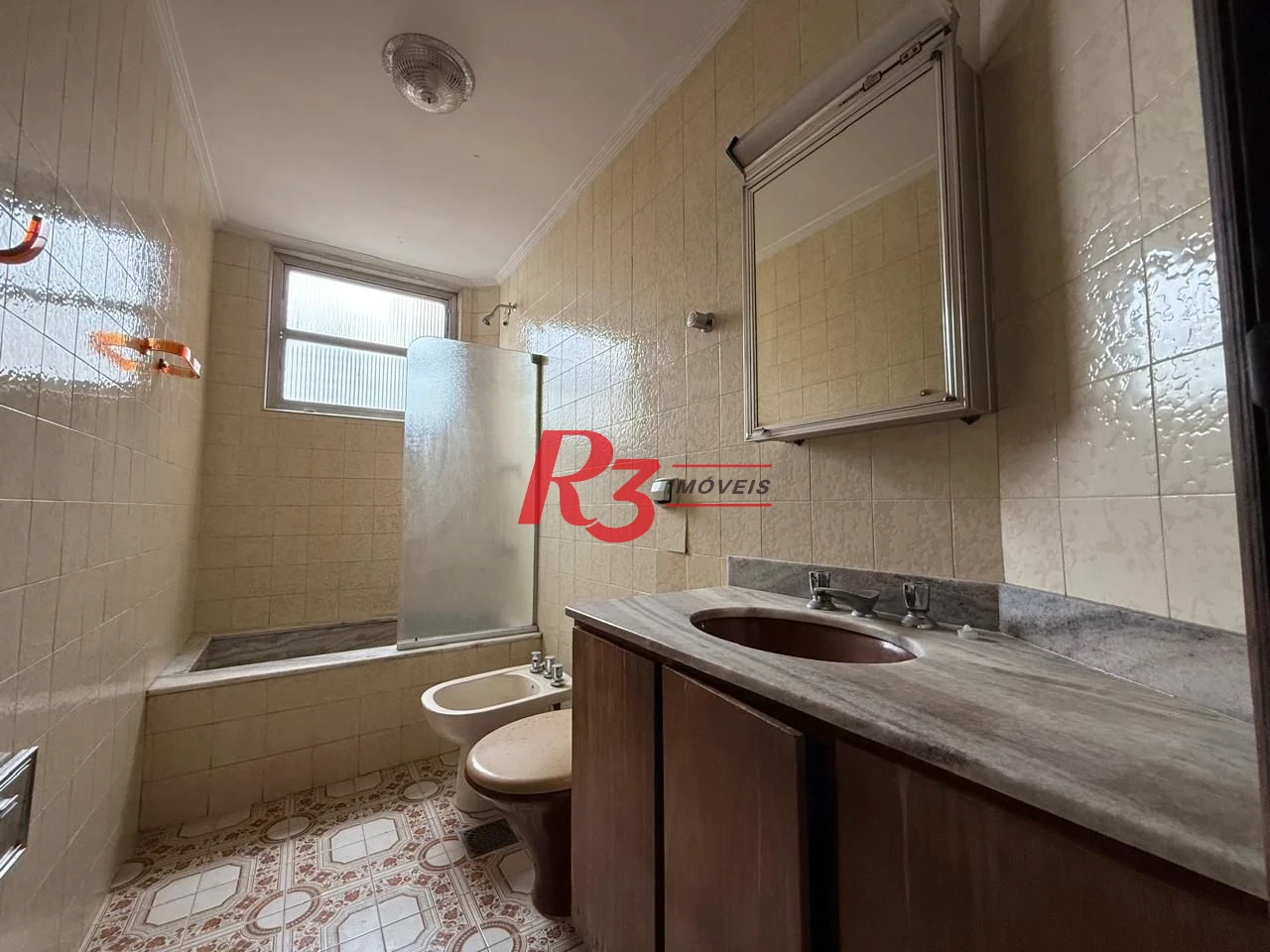 Apartamento com 3 dormitórios à venda, 126 m² por R$ 850.000,00 - Boqueirão - Santos/SP