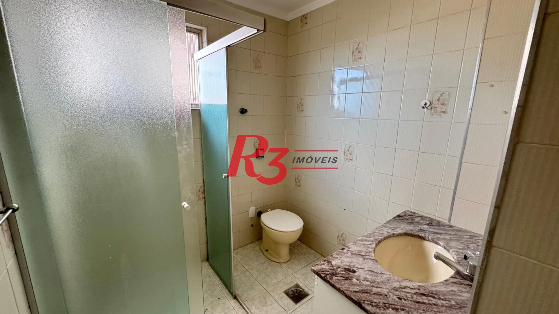 Apartamento com 3 dormitórios para alugar, 112 m² por R$ 4.250,00/mês - Embaré - Santos/SP