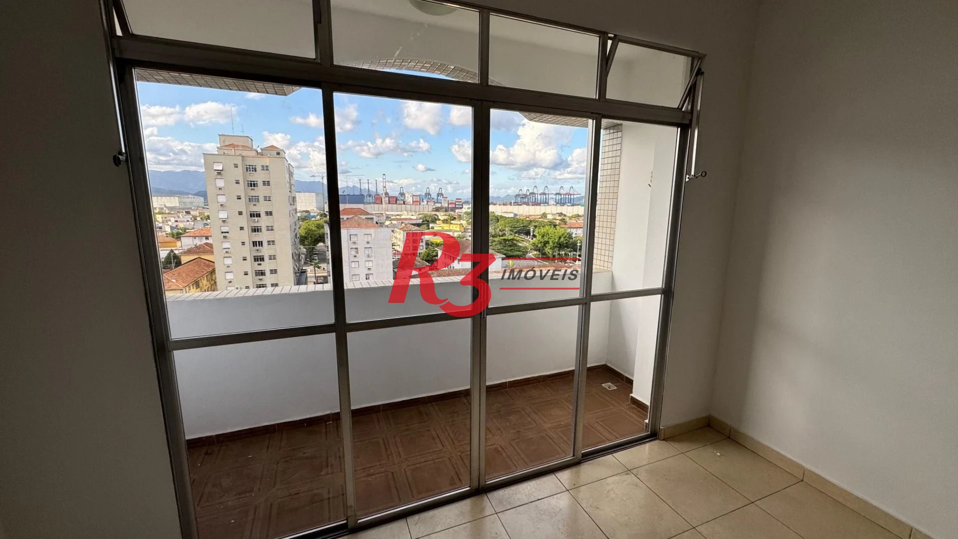 Apartamento com 3 dormitórios para alugar, 112 m² por R$ 4.250,00/mês - Embaré - Santos/SP