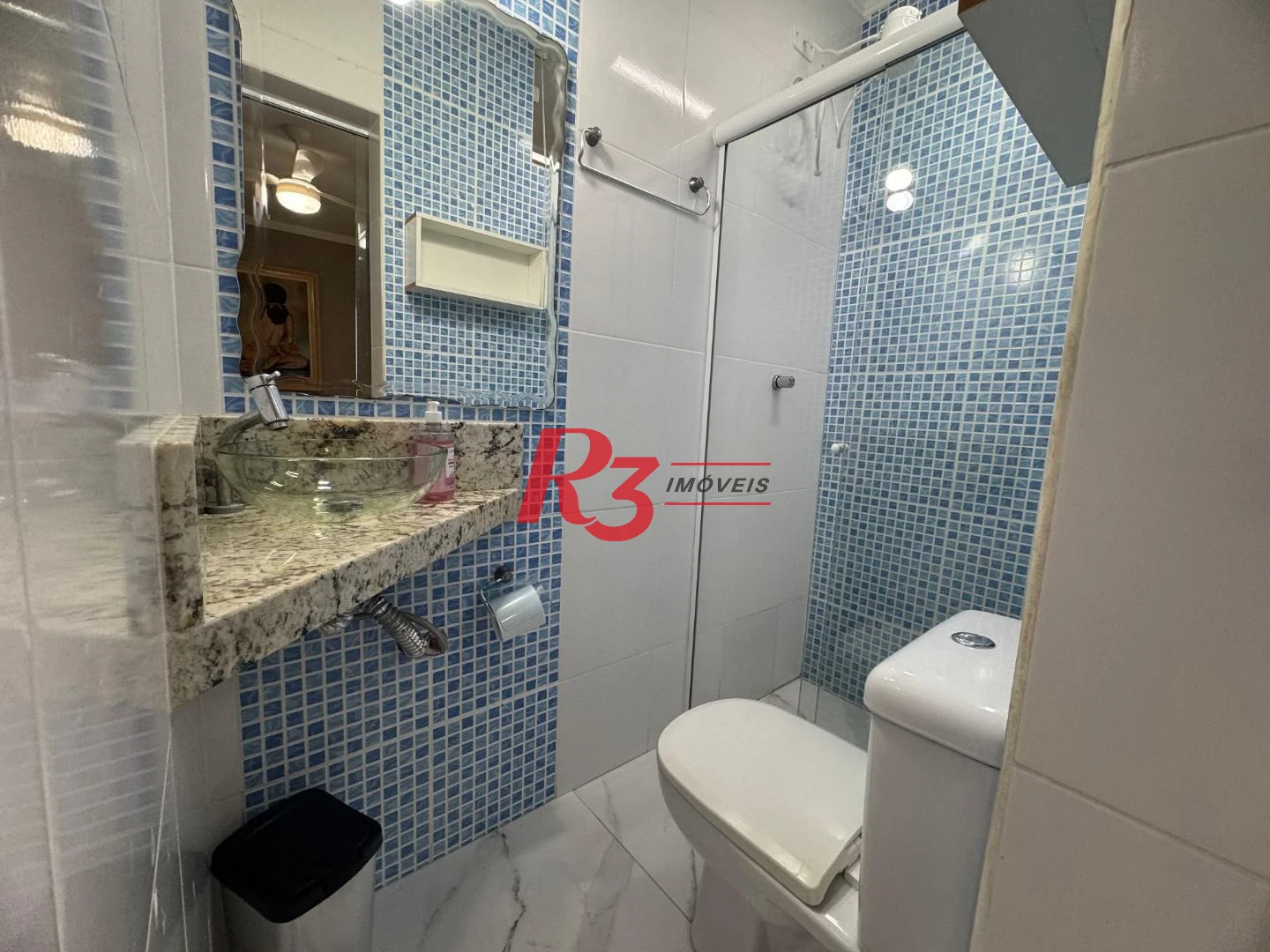 Apartamento com 2 dormitórios à venda, 46 m² por R$ 450.000,00 - José Menino - Santos/SP