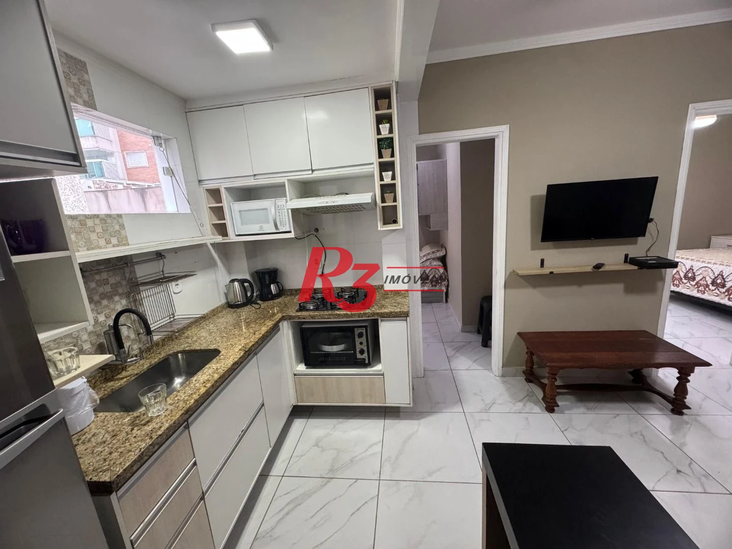 Apartamento com 2 dormitórios à venda, 46 m² por R$ 450.000,00 - José Menino - Santos/SP
