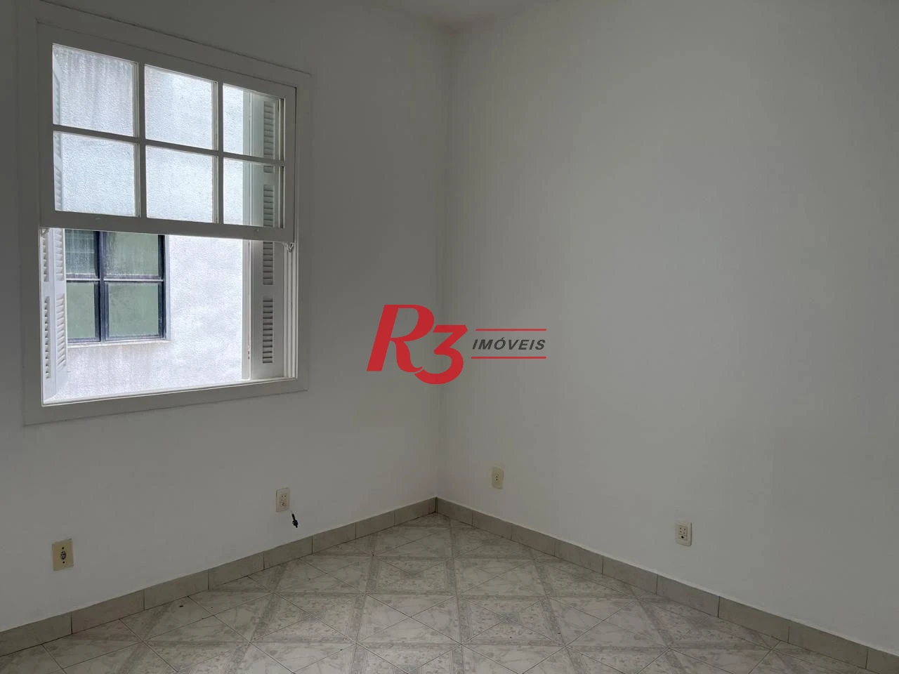 Kitnet com 1 dormitório para alugar, 40 m² por R$ 3.000,00/mês - Boqueirão - Santos/SP