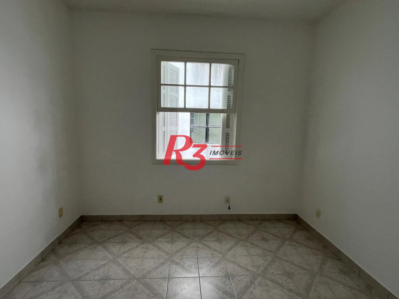 Kitnet com 1 dormitório para alugar, 40 m² por R$ 3.000,00/mês - Boqueirão - Santos/SP