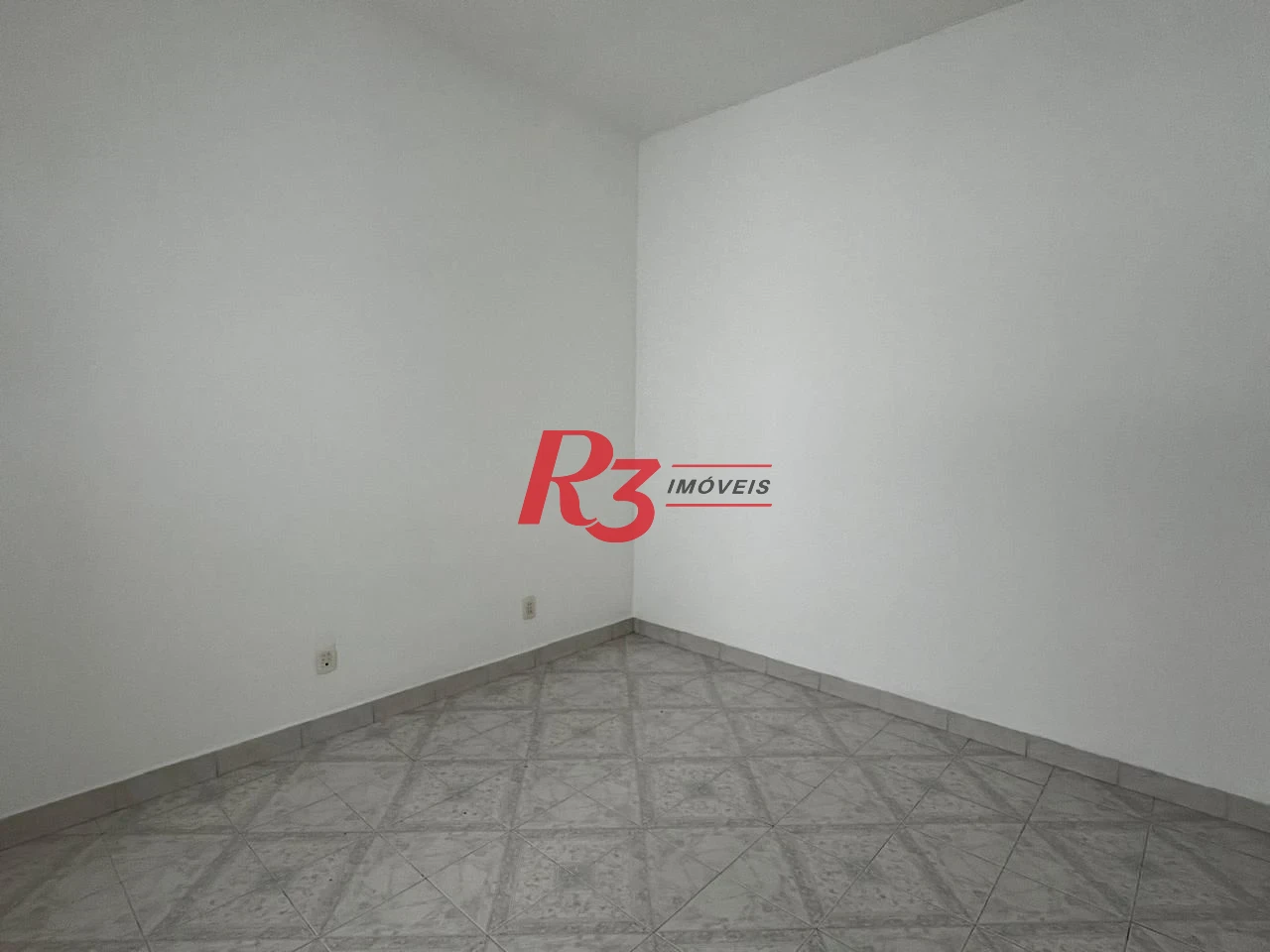 Kitnet com 1 dormitório para alugar, 40 m² por R$ 3.000,00/mês - Boqueirão - Santos/SP