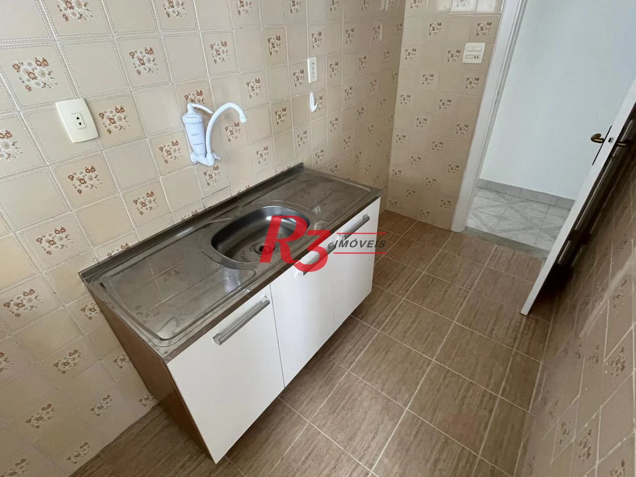 Kitnet com 1 dormitório para alugar, 40 m² por R$ 3.000,00/mês - Boqueirão - Santos/SP